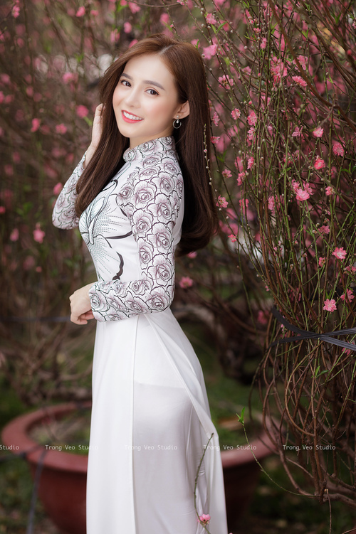 开云·Kaiyun网页版-英超赛后数据深度分析，控球率与战术变革的关系一览无遗，英超控球率排名